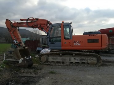 2005 HITACHI ZX210N